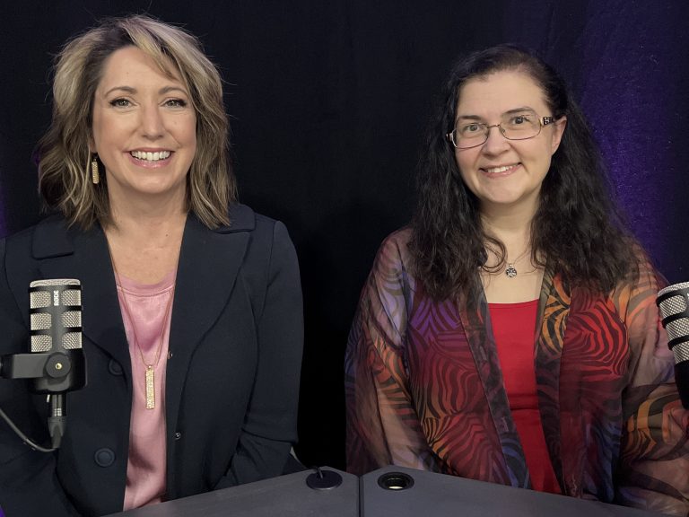 Rise, Heal, and Grow (Episode 32) with Leah M Hill featuring Lorie Callahan